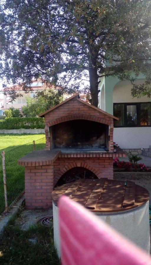 Apartment Lopar 9 Buitenkant foto