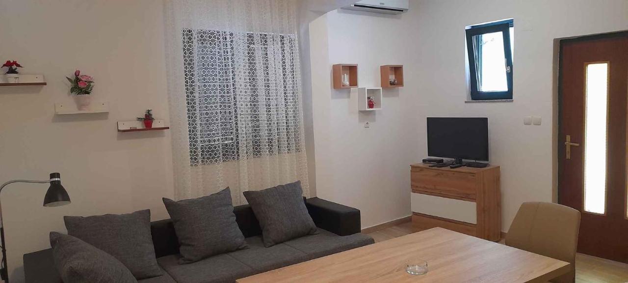 Apartment Lopar 9 Buitenkant foto