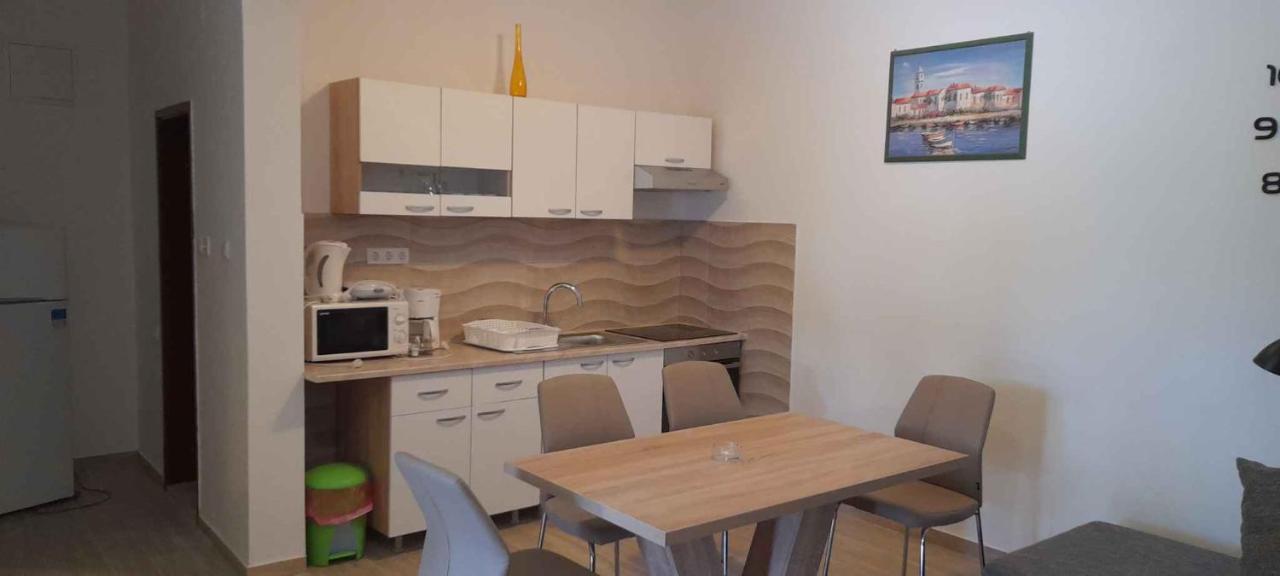 Apartment Lopar 9 Buitenkant foto