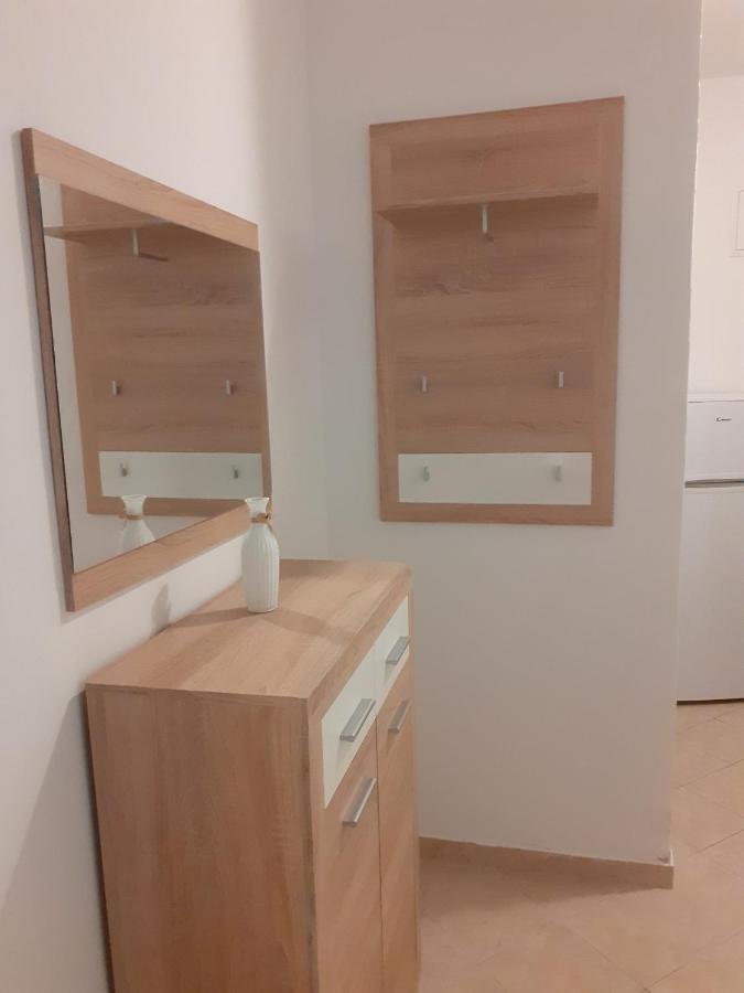 Apartment Lopar 9 Buitenkant foto